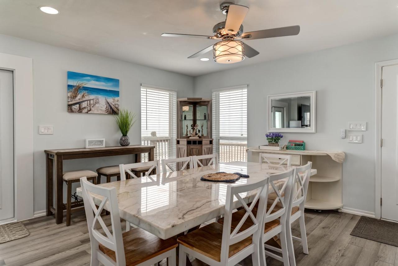Strand Castle - Gulf Front! An Ideal Layout With Game Room, Small Private Pool, And Roof Top Crow'S Nest! Home Dauphin Island Dış mekan fotoğraf