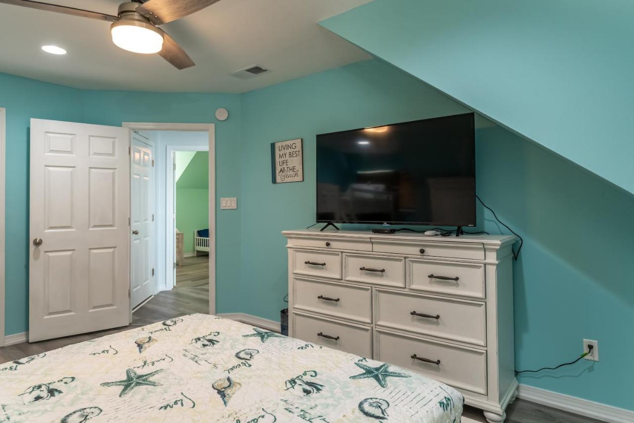 Strand Castle - Gulf Front! An Ideal Layout With Game Room, Small Private Pool, And Roof Top Crow'S Nest! Home Dauphin Island Dış mekan fotoğraf
